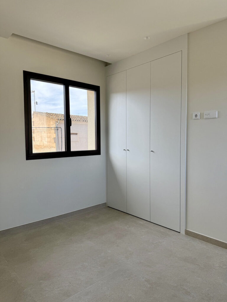 Einbauschrank im Schlafzimmer