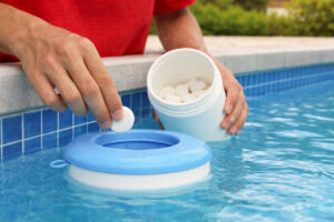 Schockchlorung im Pool auf Mallorca